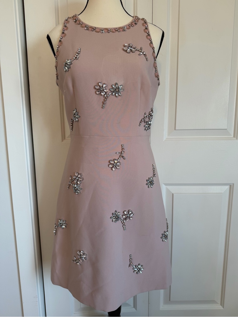 Kate Spade Scattered Brooch
Rhinestone Crystal flower Blush Pink Crepe  Dress-6
